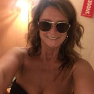 Meet your Posher, Debbie